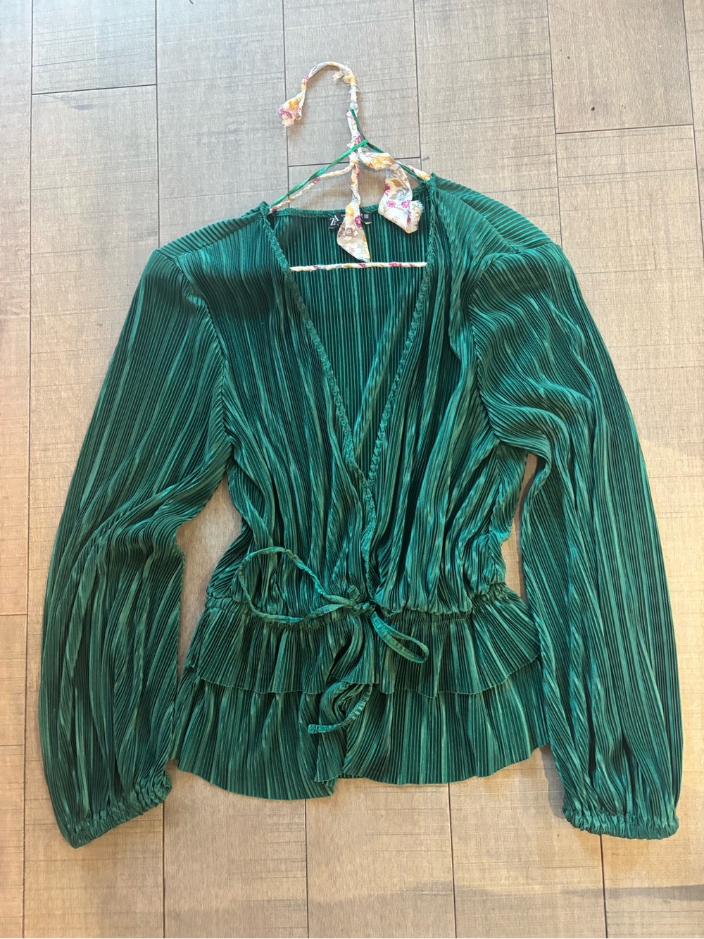 🌺3/$10🌺Zara- Emerald Green Pleated Wrap Peplum Blouse